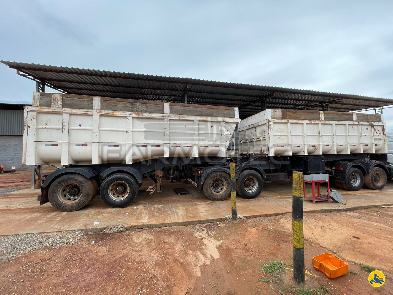 CARRETA BITREM BASCULANTE Farmotec Logística BURITIS MINAS GERAIS MG